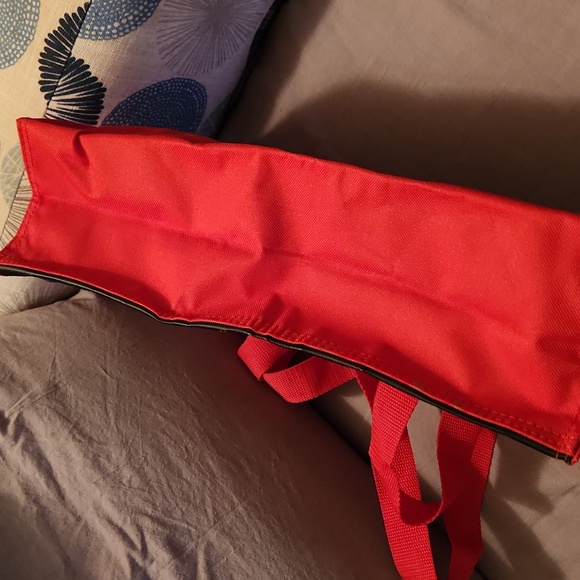 DISNEY Minnie Mouse red tote bag with small Minnie Mouse stuffed character - Picture 5 of 16